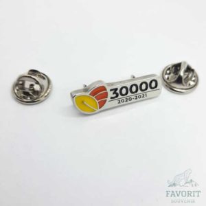 Металлические значки